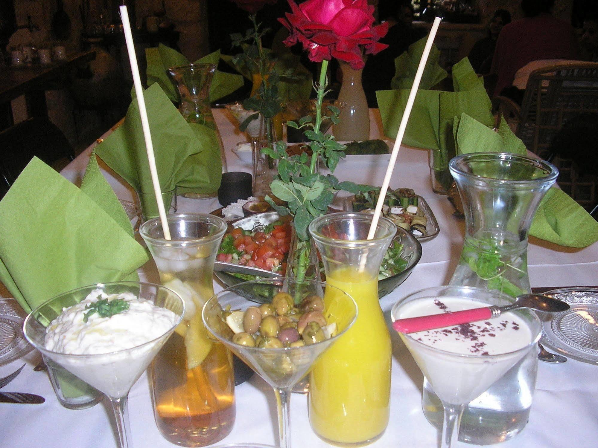 舒拉米特庭院酒店 罗什平纳 外观 照片